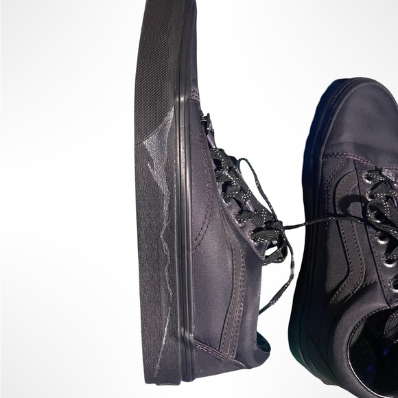 Vans Harry Potter, deathly hallows limited release women’s size 6 - Picture 2 of 9